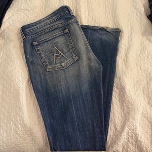 Seven Jeans